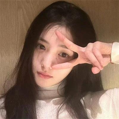 美丽笨女人